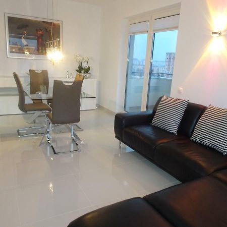 Апартаменти Apartament Francesca Брашов Екстер'єр фото