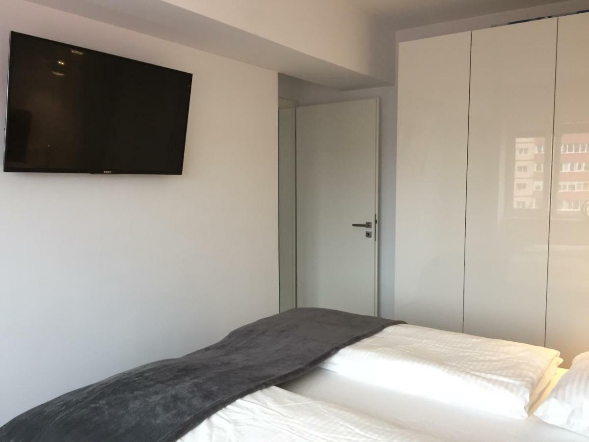 Апартаменти Apartament Francesca Брашов Екстер'єр фото