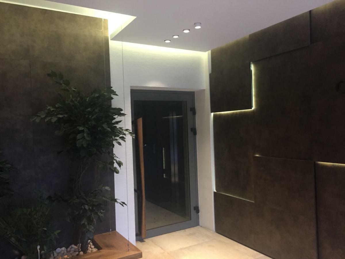Апартаменти Apartament Francesca Брашов Екстер'єр фото