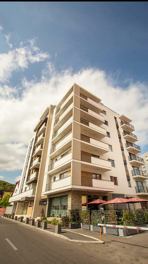 Апартаменти Apartament Francesca Брашов Екстер'єр фото